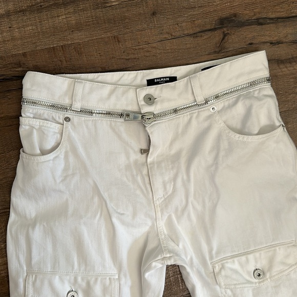 Balmain white zippered Jeans. Size 31 - Picture 2 of 11